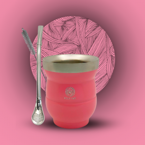 Élégante calebasse rose en inox, parfaite pour les amateurs de maté. Design moderne et pratique.